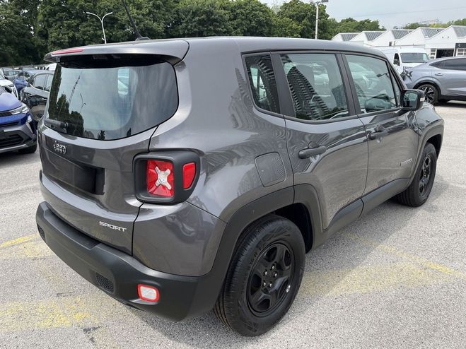 Jeep Renegade 1.6 ETORQ 110CH SPORT - 1 ERE MAIN - 500 Gris Mtallis de 2016