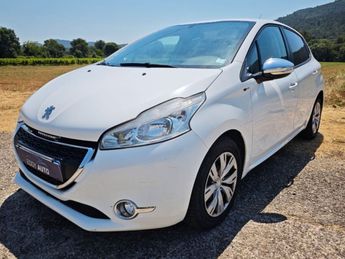  Voir détails -Peugeot 208 1.2 vti à Brignoles (83)