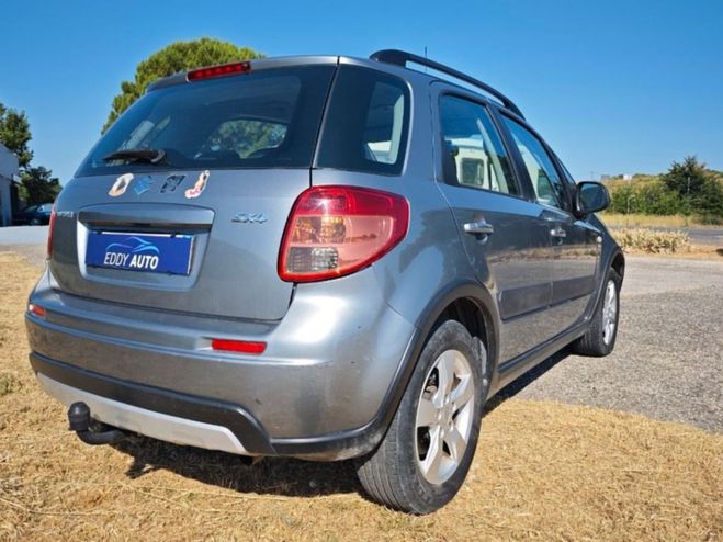 Suzuki SX4 S-Cross 2.0 DDIS GL Grise de 2013