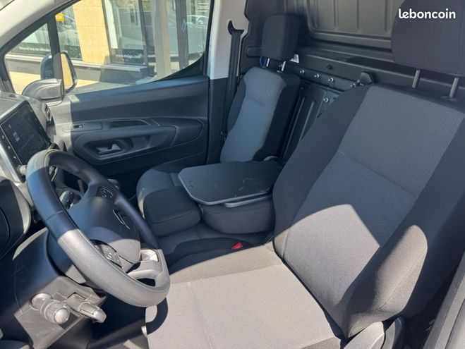 Citroen Berlingo VU GENERATION-III FOURGON 1.2 PURETECH 1 Gris de 2019