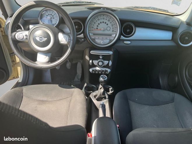 Mini One 1.6 100 START & STOP CLIM REGULATEUR Beige de 2010