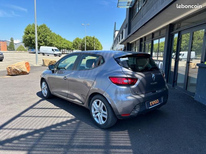 Renault Clio 75CH ZEN Gris de 2016