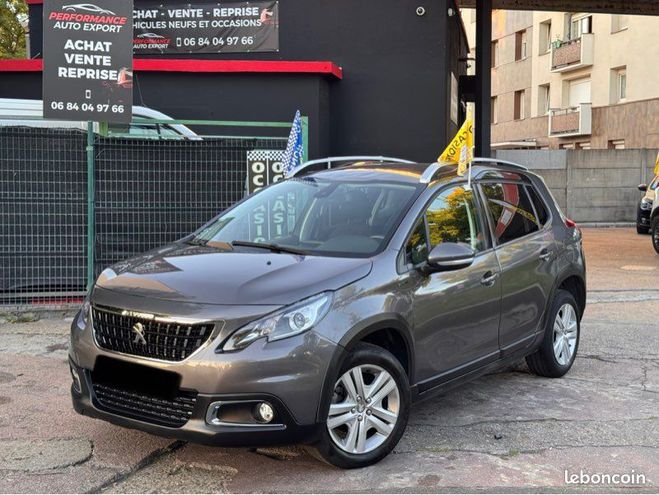 Peugeot 2008 1.2 THP 110CV Signature Bote automatiqu Gris de 2019