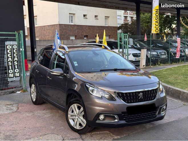 Peugeot 2008 1.2 THP 110CV Signature Bote automatiqu Gris de 2019