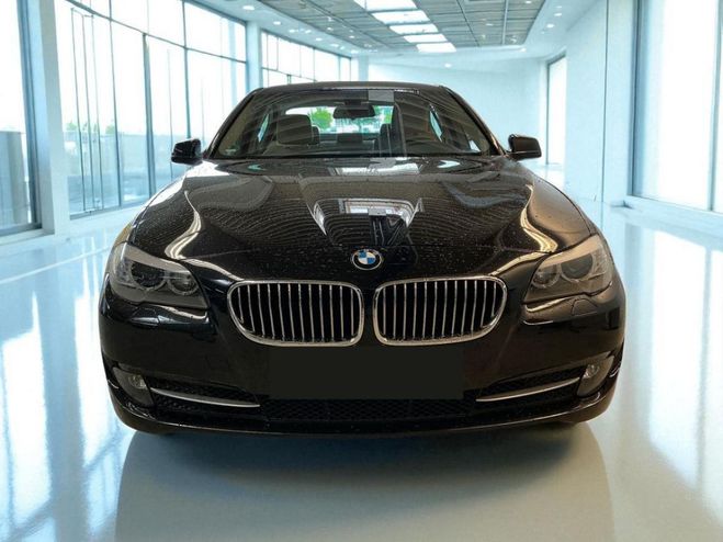 BMW Serie 5 F10 523i 204 PACK LUXE / FAIBLE KIL / BO Noir de 2010