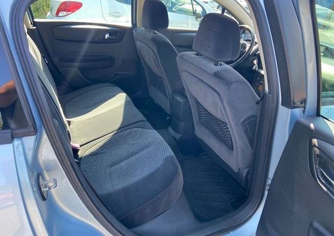 Citroen C4 Ambiance 1,6 L 16v 110 cv  de 2004