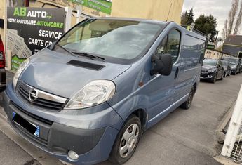  Voir détails -Opel Vivaro FG 2.0 CDTI 115CH Clim à Harnes (62)