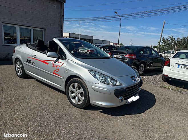 Peugeot 307 CC 2.0 HDI136 SPORT PACK Gris de 2005