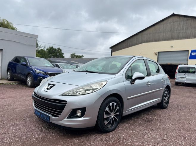 Peugeot 207 1.6 HDi 112ch Premium FAP Gris de 2010