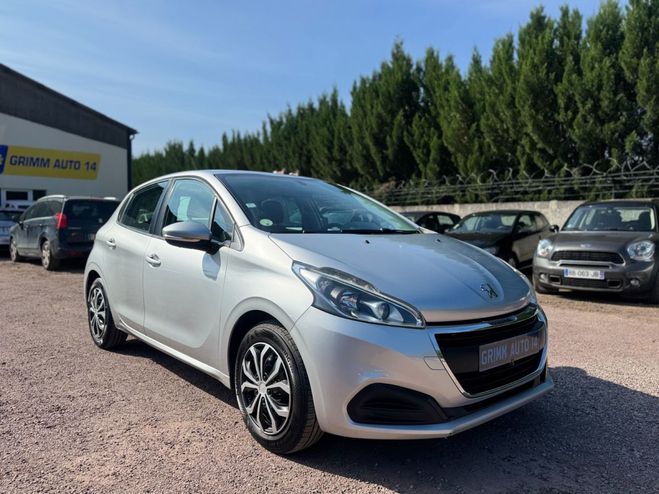 Peugeot 208 Active 1.6 BlueHDi 75ch BVM5 Gris de 2016