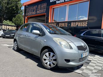  Voir détails -Toyota Yaris 69 VVT-I TECHNO 5P à Morsang-sur-Orge (91)