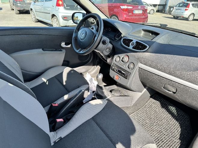 Renault Clio 1.5 DCI 75 ECO2 SOCIETE BLANC de 2011