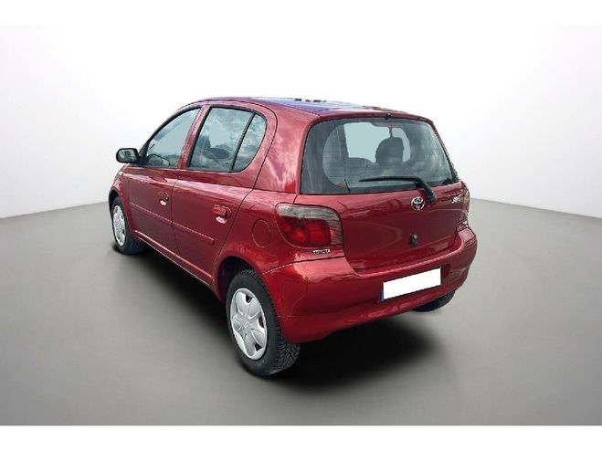 Toyota Yaris 85 VVT-i Lina Sol BVA Rouge de 2002