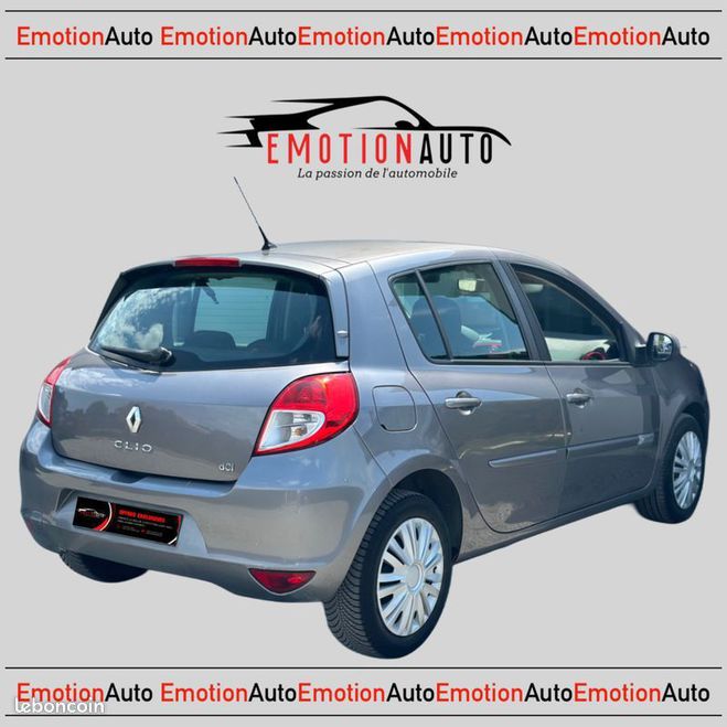 Renault Clio III 5 Portes Phase 2 1.5 dCi eco2 90cv Gris de 2012