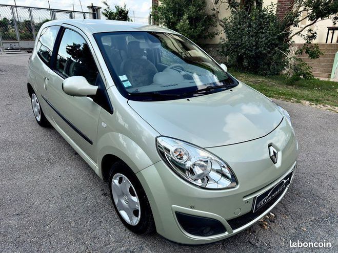 Renault Twingo II 1.2 16v bva 4499e Autre de 2008