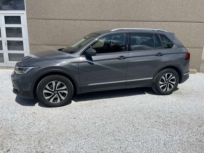 Volkswagen Tiguan 2.0 TDI NEW MODEL 2021 DSG Gris Mtallis de 