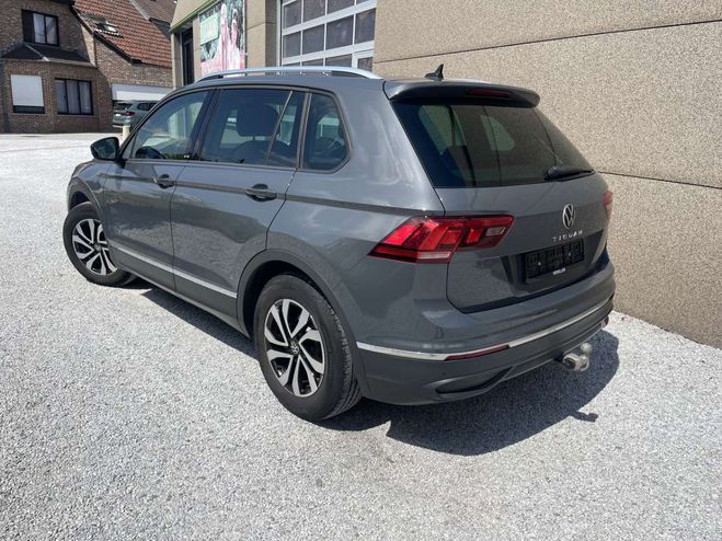 Volkswagen Tiguan 2.0 TDI NEW MODEL 2021 DSG Gris Mtallis de 