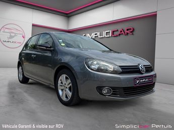  Voir détails -Volkswagen Golf 1.6 TDI 105 BlueMotion Confortline à Pertuis (84)