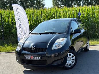  Voir détails -Toyota Yaris 69 VVT-I CONFORT PACK 5 PORTES * 113.000 à  La Chapelle-d'Armentires (59)