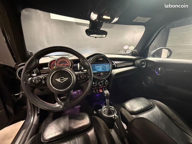 Mini One cooper S III (F55) 2.0 192 FINITION RED  Gris de 2014