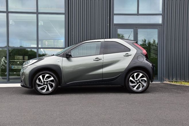 Toyota Aygo X (2) 1.0 VVT-I 72 DESIGN VERT METAL de 2023