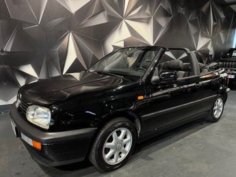  Voir détails -Volkswagen Golf III CABRIOLET 2.0 115CH AVANT GARDE BVA à Aubire (63)