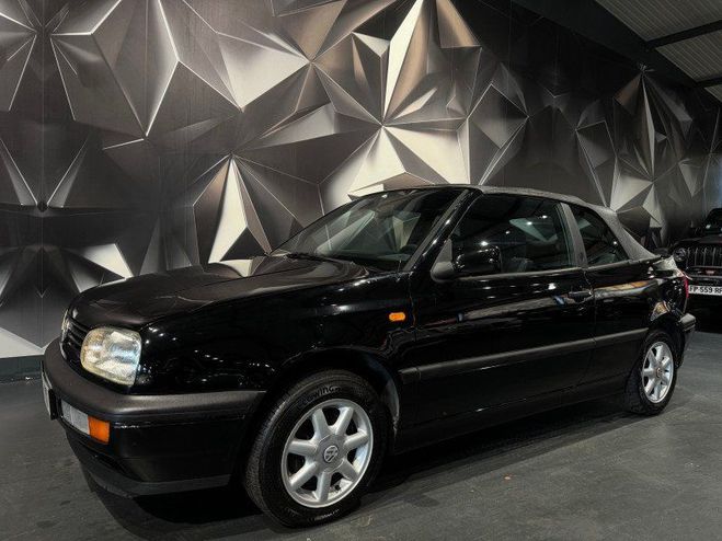 Volkswagen Golf III CABRIOLET 2.0 115CH AVANT GARDE BVA Noir de 1997