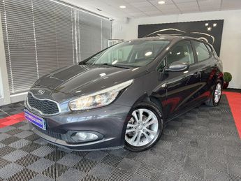  Voir détails -Kia Ceed d 1.6 CRDi 110 ch Style à Creuzier-le-Vieux (03)