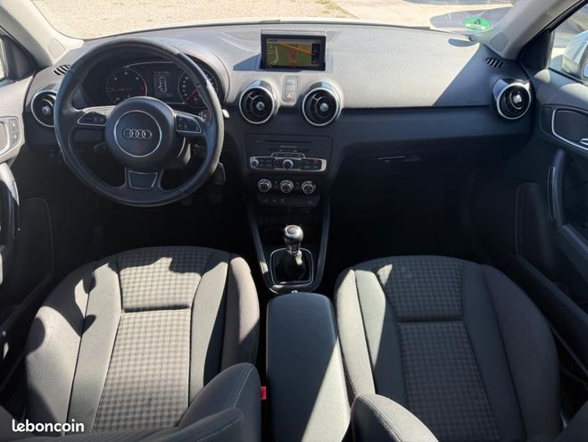 Audi A1 Sportback 1.6 TDI 90 ch AMBITION RADAR A Autre de 2014