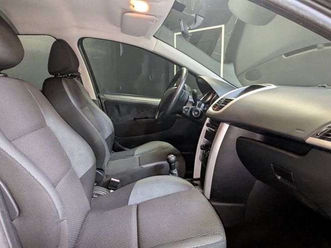 Peugeot 207 207+ 1.4i 73ch - Garantie 12 Mois GRIS de 2013