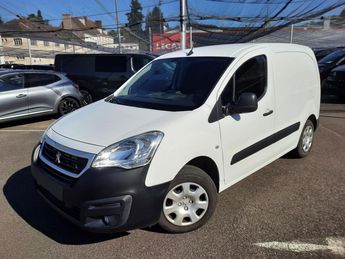  Voir détails -Peugeot Partner II (2) 1.6 BLUEHDI 100 S&S STANDARD PREM à  Le Creusot (71)
