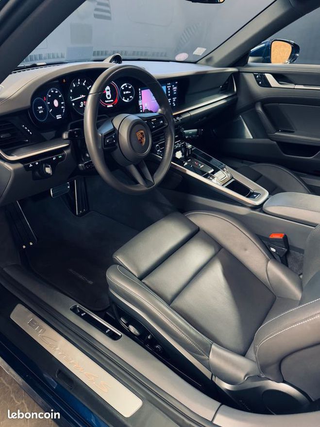 Porsche 911 992 coupe 3.0 450 carrera 4s pdk8 1ere m Bleu de 2019