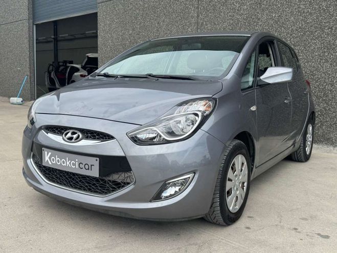 Hyundai Ix20 1.4 CRDi Lounge--CLIM-USB--GARANTIE 12M Gris Mtallis de 