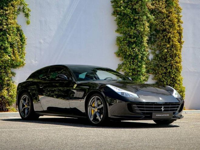 Ferrari GTC4 Lusso GTC4Lusso V12 6.3 690ch Nero Daytona de 2016