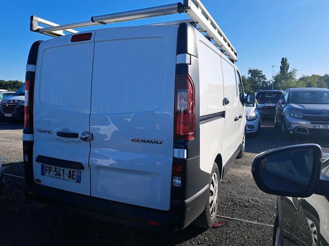 Renault Trafic III (2) FOURGON L1H1 1,6 DCI 95 GRAND CO Blanc de 2020