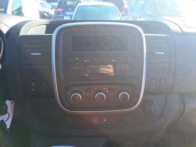 Renault Trafic III (2) FOURGON L1H1 1,6 DCI 95 GRAND CO Blanc de 2020