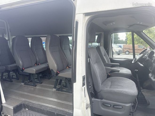 Ford Transit CCB 330M 2.4 TD 90CH EMPATTEMENT 3.5M  de 2003
