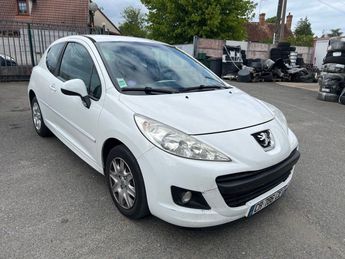  Voir détails -Peugeot 207 207  1.4 3P à Romorantin-Lanthenay (41)