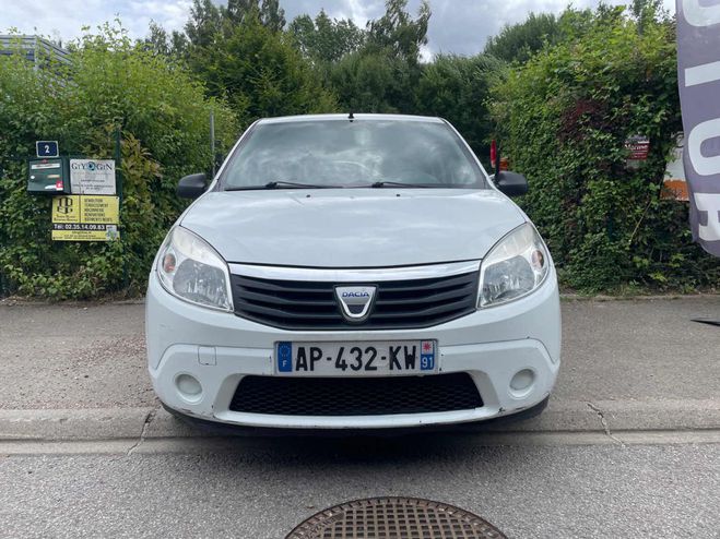 Dacia Sandero 1.4 MPI 75CV Blanc Laqu de 2010