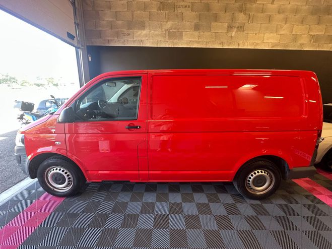 Volkswagen Transporter FOURGON TOLE 2.0 TDI 84ch 2.6T - Pr Am Rouge de 2011