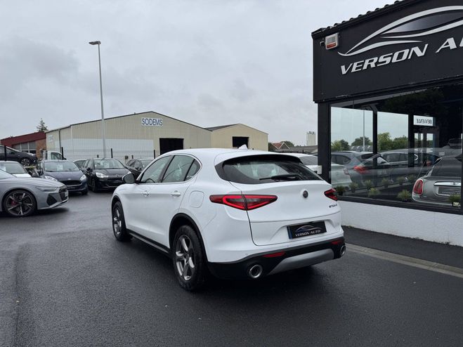 Alfa romeo Stelvio 2.2 Diesel 150 GPS CUIR XENON ACC AT8 BLANC de 2017