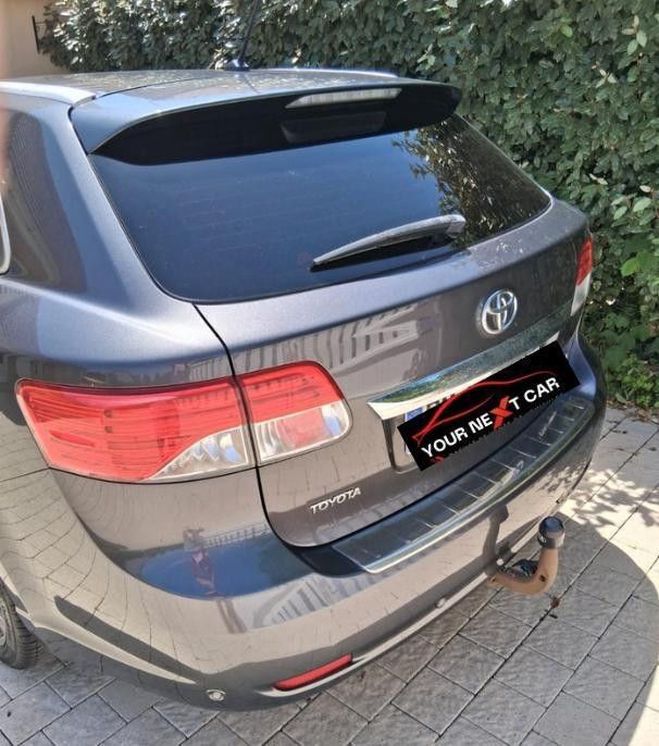 Toyota Avensis Touring Sports GRISE de 2014
