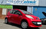 Peugeot 107  1.0e 12V 68ch BLUE LION Urban &agrave; Essey-l�s-Nancy (54)