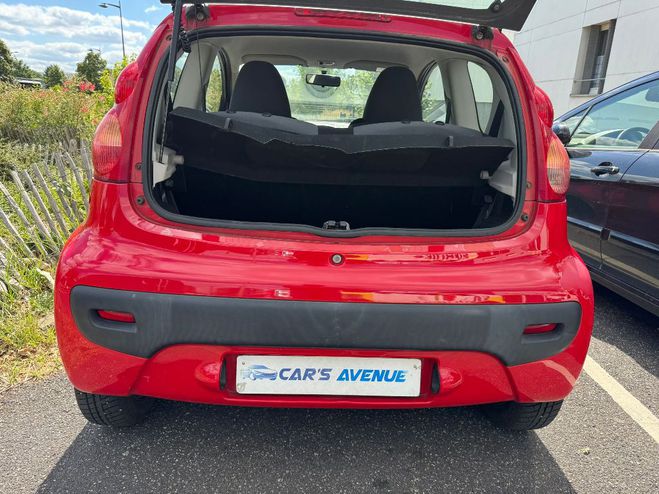 Peugeot 107  1.0e 12V 68ch BLUE LION Urban ROUGE de 2008