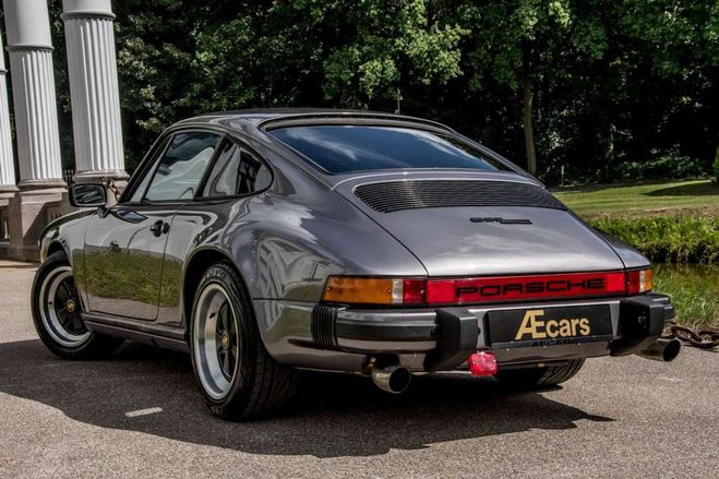 Porsche 911 SC COUP 80K RESTORED FULLY NEW Gris de 