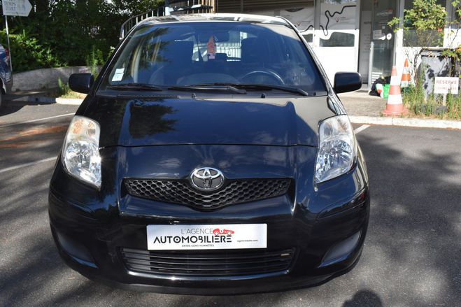 Toyota Yaris Fab. France 5 portes 1.0 VVTi 68 cv Noir de 2009