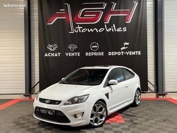  Voir détails -Ford Focus 2.5T 225ch ST 3p à Pulnoy (54)
