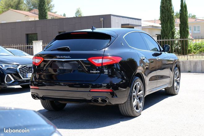 Maserati Levante 3.0 v6 275 ch 1er main suivi Noir de 2016