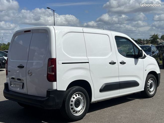 Opel Combo CARGO M 950KG BLUEHDI 100CH S&S FLEXCARG Blanc de 2021