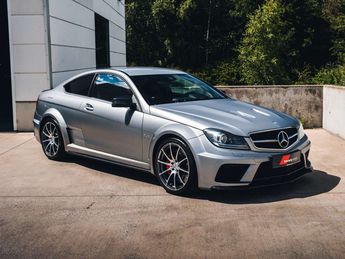  Voir détails -Mercedes Classe C 63 AMG Coupe Black Series Carbon 1 of 80 à Harelbeke (85)
